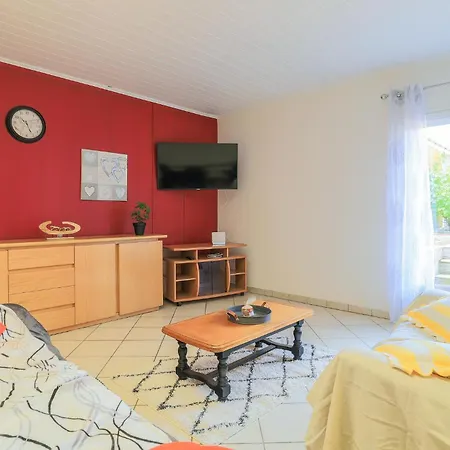 Dom wakacyjny Au Pied De La Butte *