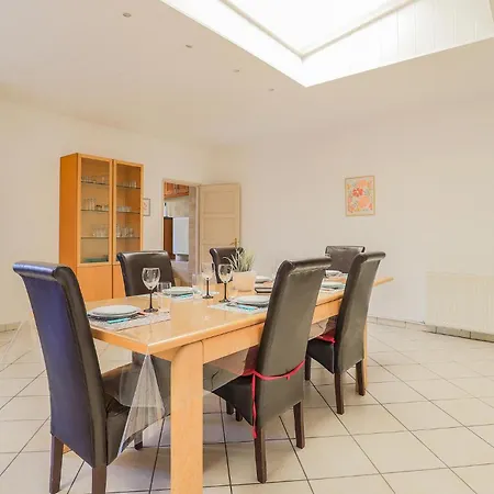 Dom wakacyjny Au Pied De La Butte *